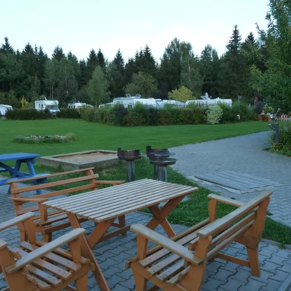 waldcamping-erzgebirgsblick-amtsberg-f9ecm