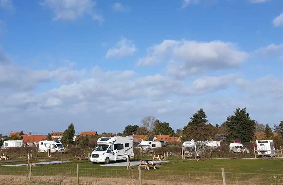 deepdale-camping-burnham-deepdale-so8cy