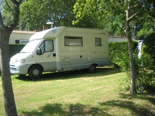 camping-la-pindiere--heric-feusf