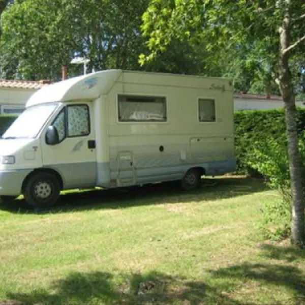 camping-la-pindiere--heric-feusf