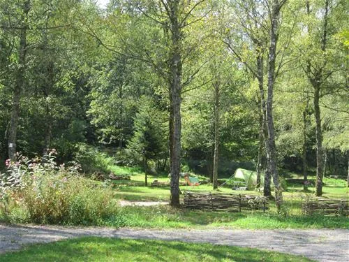camping--du-mettey-vagney-2nvo3