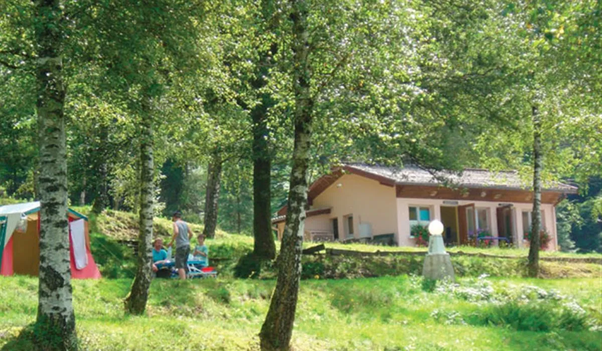 camping--du-mettey-vagney-2zkmk