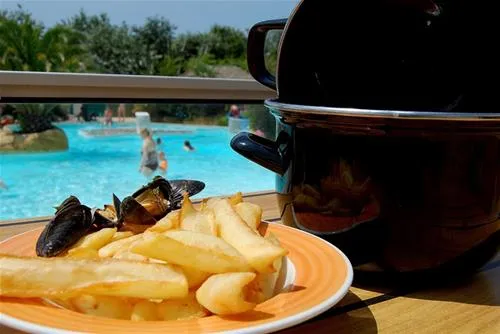 camping-des-iles-pnestin-18o8z