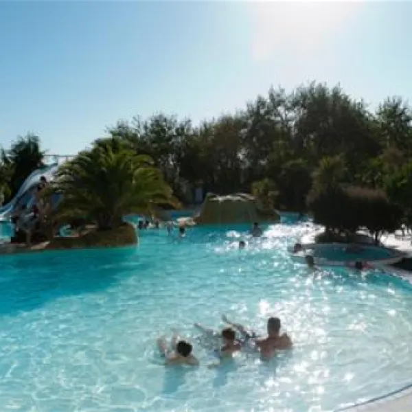 camping-des-iles-pnestin-baarp