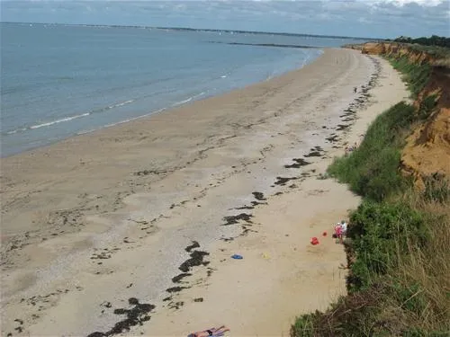 camping-des-iles-pnestin-rj5ic