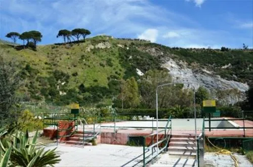 campeggio-vulcano-solfatara-pozzuoli-rchpl