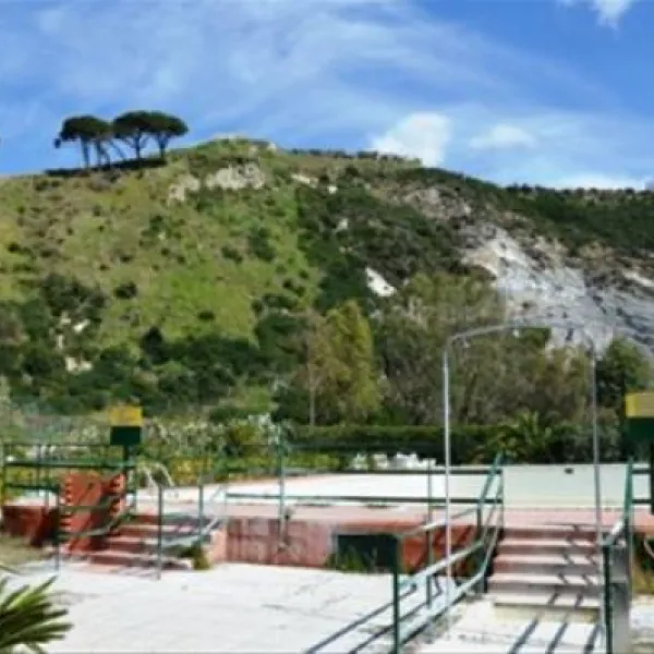 campeggio-vulcano-solfatara-pozzuoli-rchpl