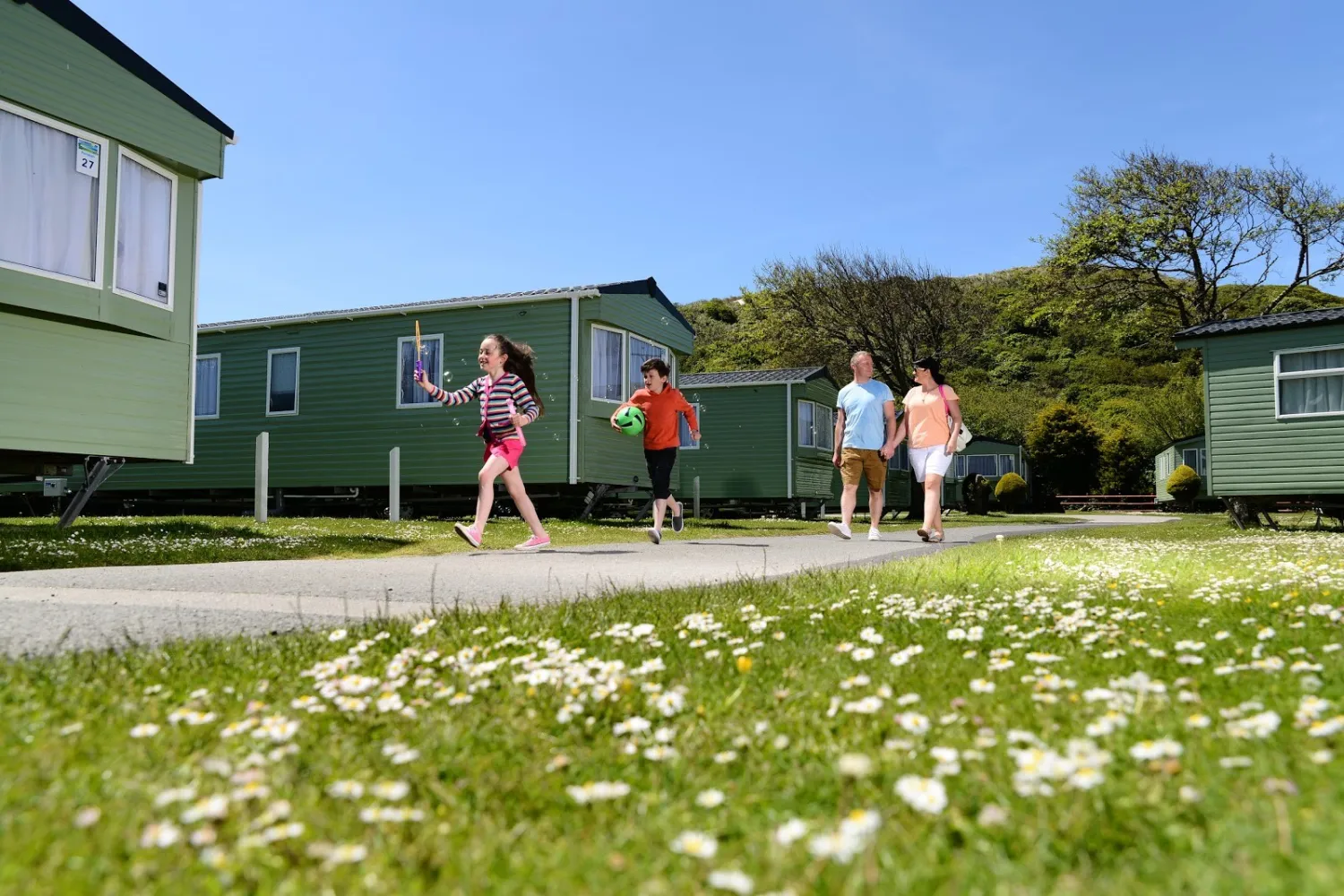holywell-bay-holiday-park-newquay-e7bwy