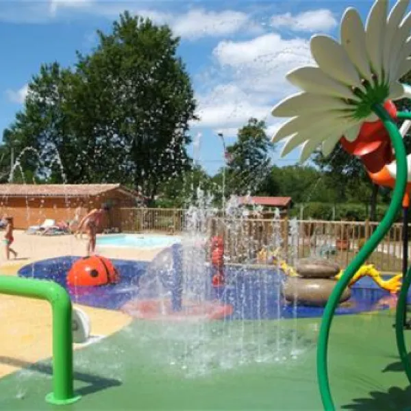 camping-les-ourmes-f-hourtin-lac-a31gp