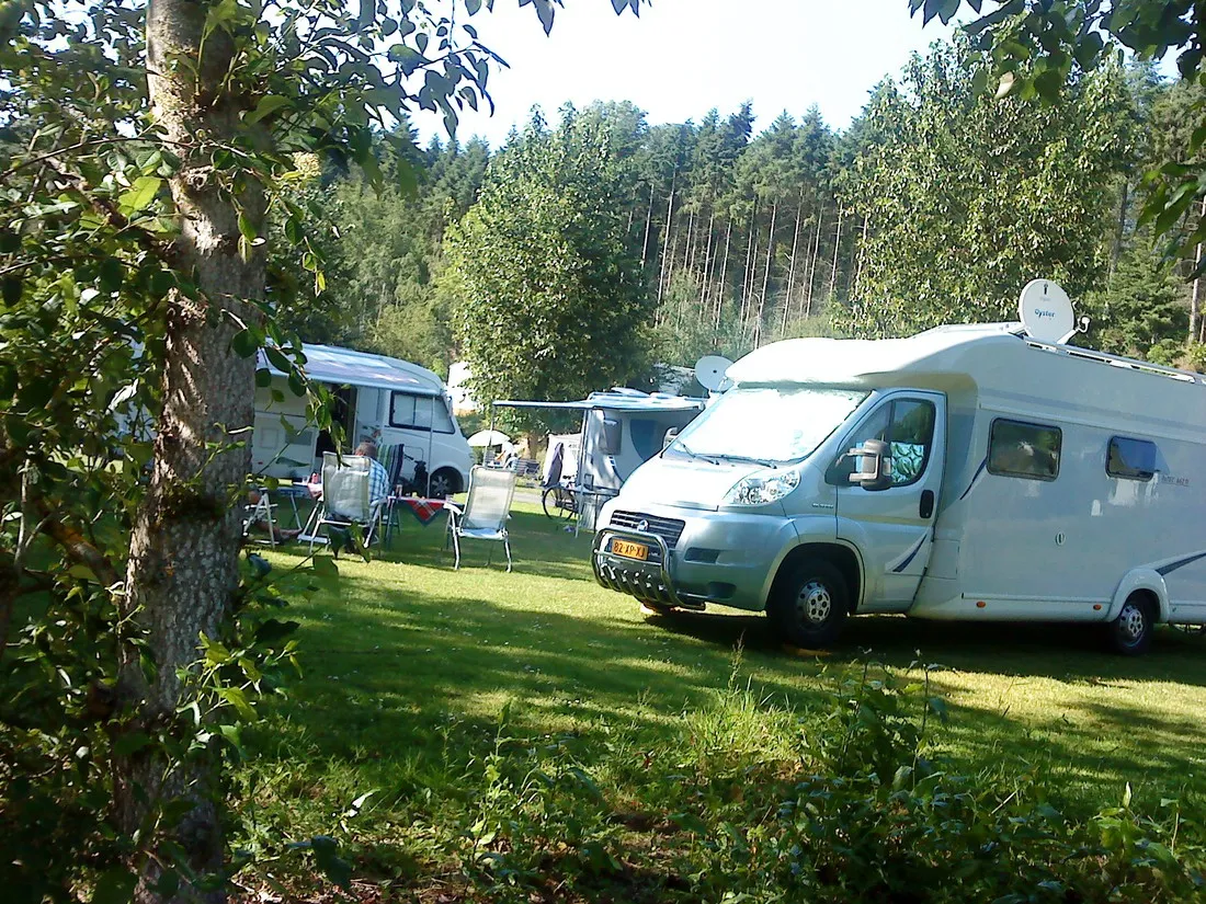 camping-le-traspy-thury-harcourt-c8ivg