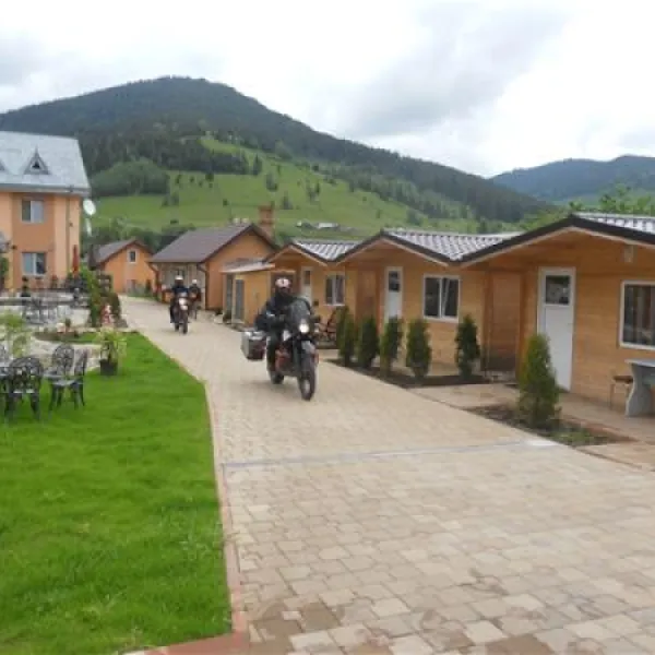 camping-demelza-cioconesti-botos-5ps6o