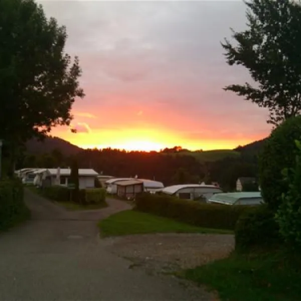camping-le-hameau-des-champs-cormatin-srvqc