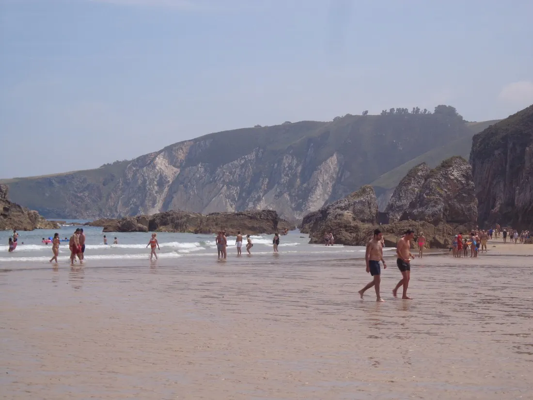 camping-las-hortensias-colombresribadedeva-xsmsz