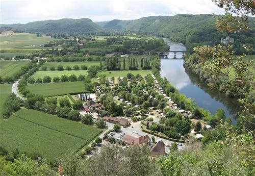 camping-le-capeyrou-beynac-gxtef