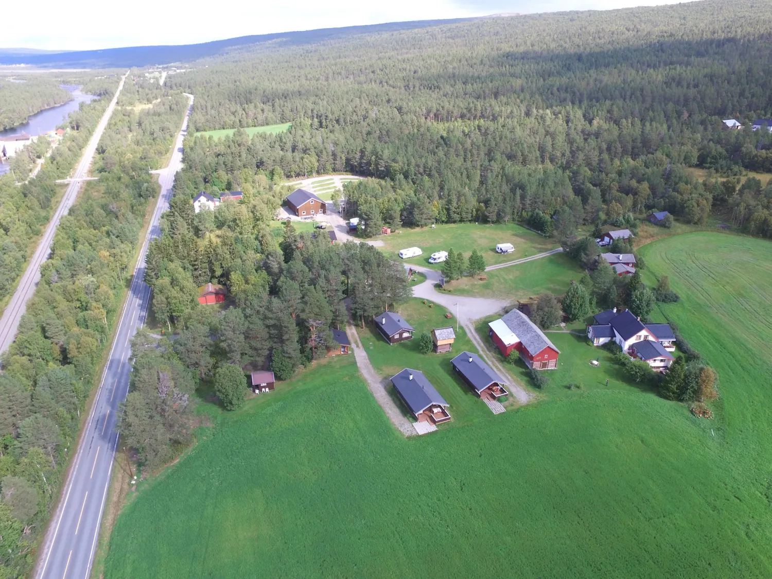rste-hyttetun-og-camping-os-csmsf