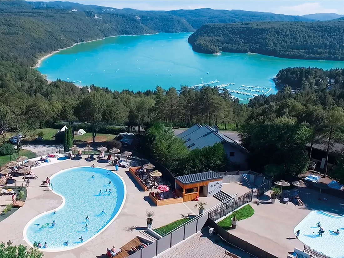 camping-trlachaume-jura-kekkc
