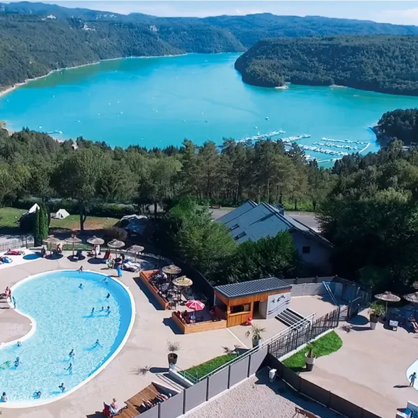 camping-trlachaume-jura-kekkc