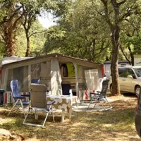 flower-camping-le-domaine-de-gajan-boisseron-0xsjf