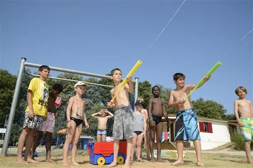 flower-camping-le-domaine-de-gajan-boisseron-5sq2a