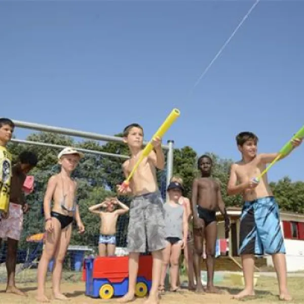 flower-camping-le-domaine-de-gajan-boisseron-5sq2a