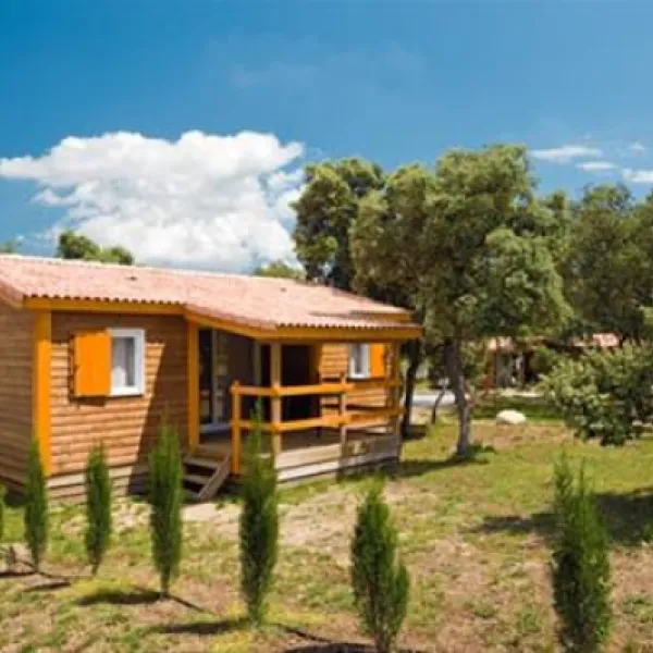flower-camping-le-domaine-de-gajan-boisseron-o80k1