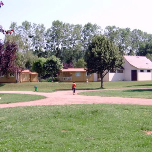 camping-municipal-de-la-cascade-tonnerre-lzprr