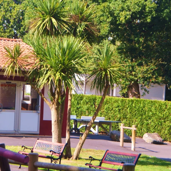 camping-le-pont-rouge-saint-rvrend-wcema