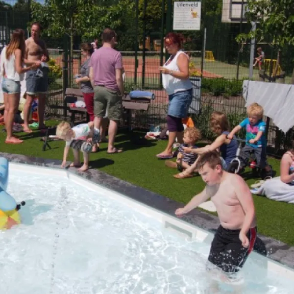 camping-liesbos-breda-es4xg