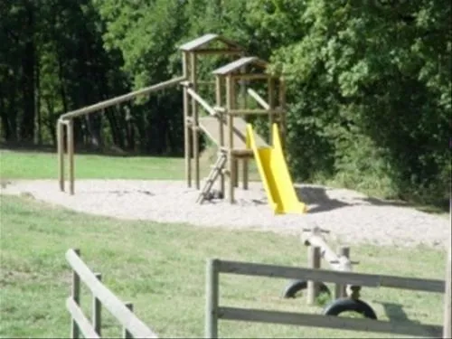 camping-le-garissou-les-cabannes-w8gb9