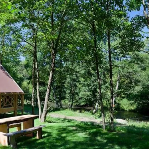 les-cabanes-de-rensiwez-houffalize-h0agi