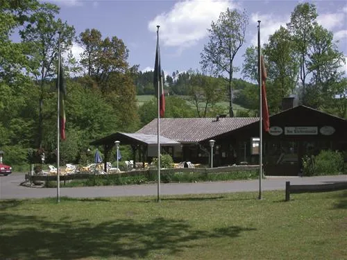 camping-im-eichenwald-mittelhof-udmvc