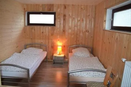 camping-im-eichenwald-mittelhof-urpy8