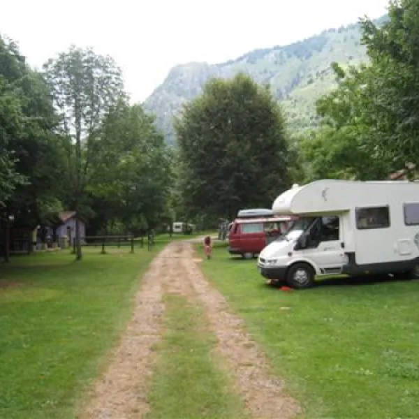 camping-naranjo-de-bulnes-cabrales-ritoa