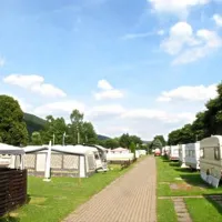 Camping am beheizten Freibad