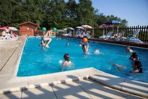 camping-la-garenne-peyrignac-4wstd