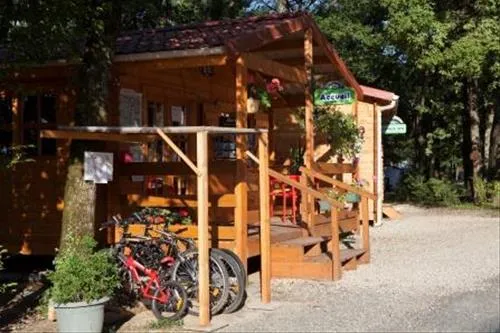 camping-la-garenne-peyrignac-7bg3s
