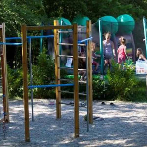 camping-la-garenne-peyrignac-xmvij
