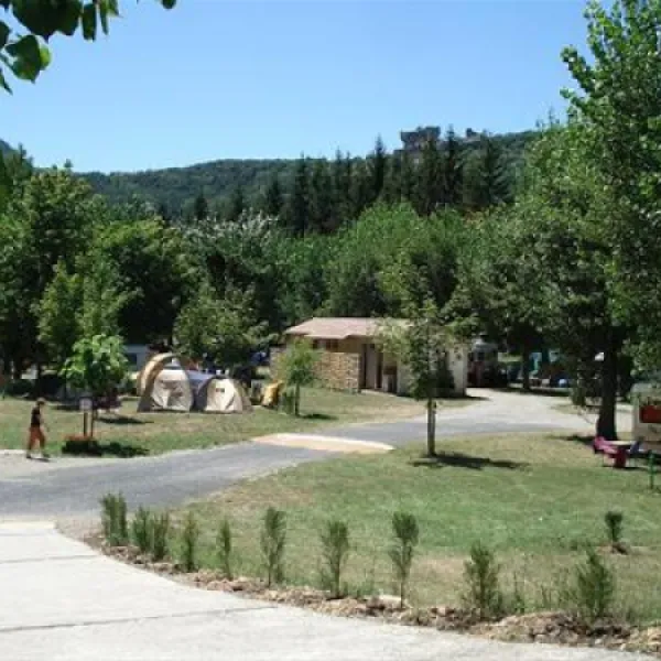 camping-le-pont-boyne-s48f4