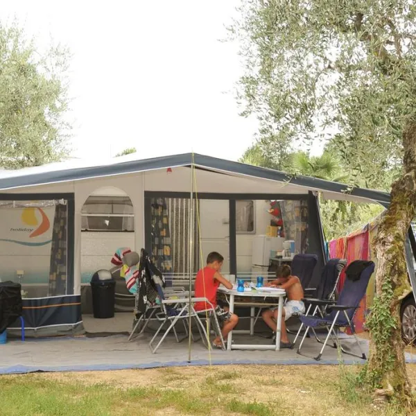 camping-weekend-san-felice-del-benaco-gmmc7