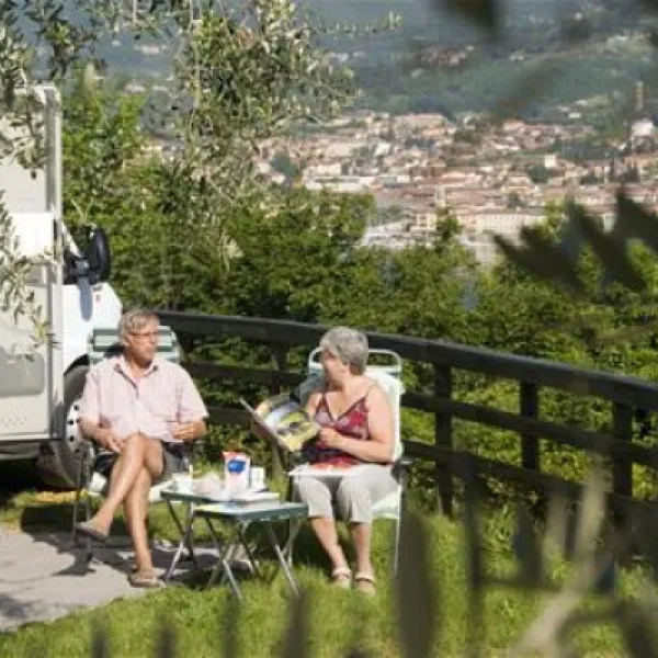 camping-weekend-san-felice-del-benaco-svnf4