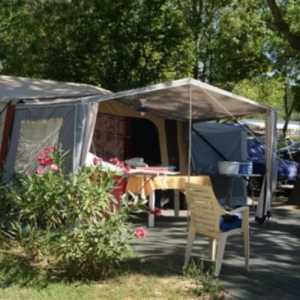 camping-les-pins-argels-sur-mer-qiftx