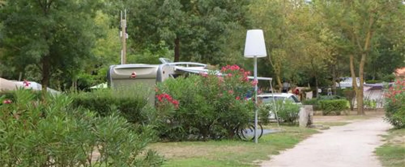 Camping Les Pins