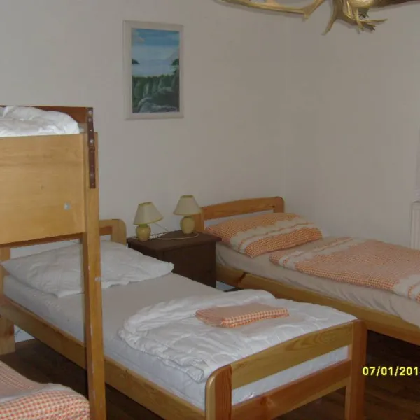 camp-mseno-mseno-hgxut