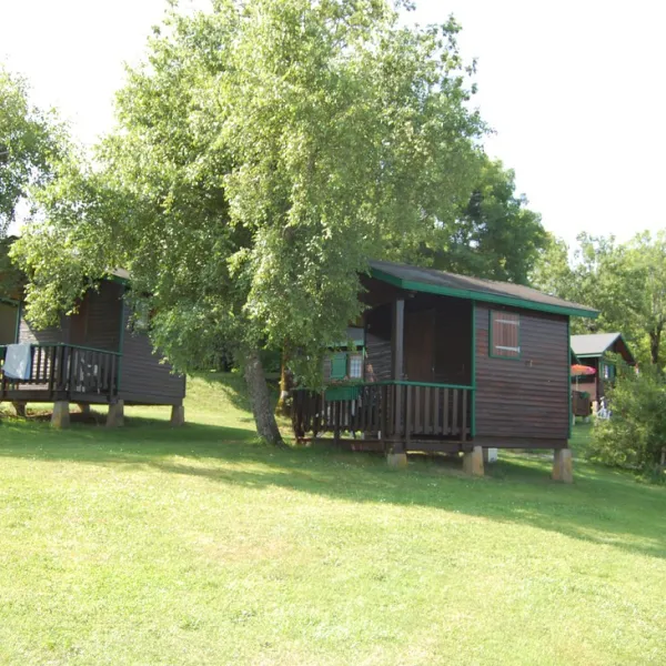 camping-les-aurandeix-tauves-9kyr3