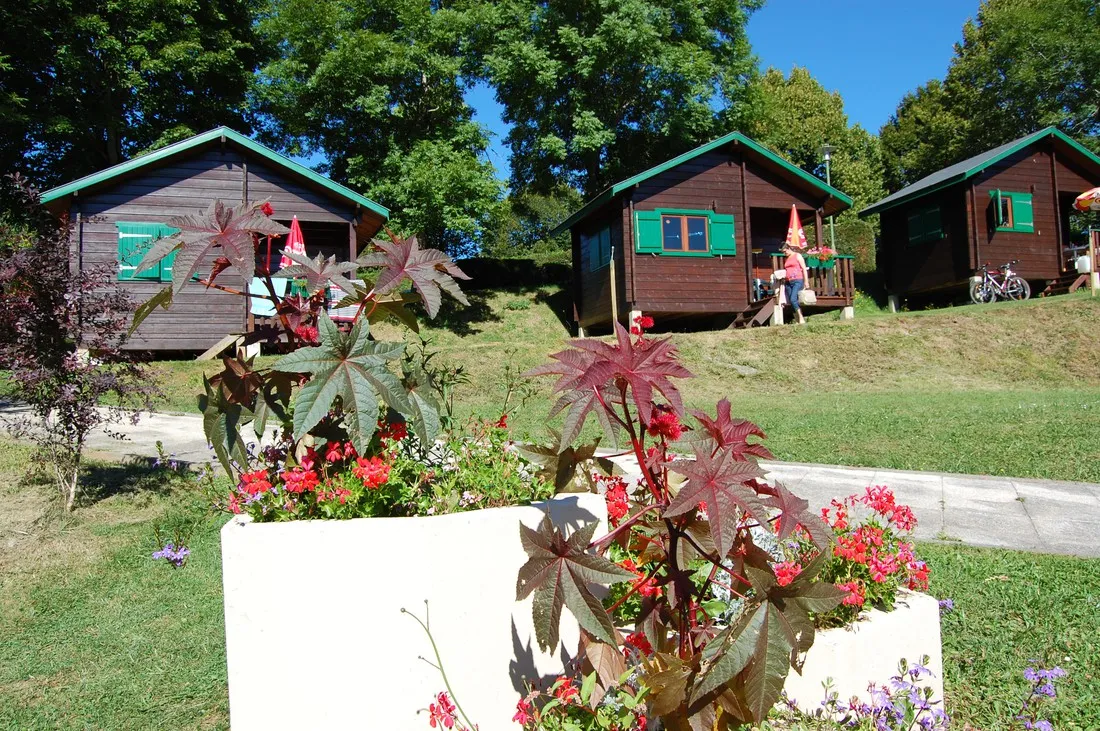camping-les-aurandeix-tauves-sb0i8