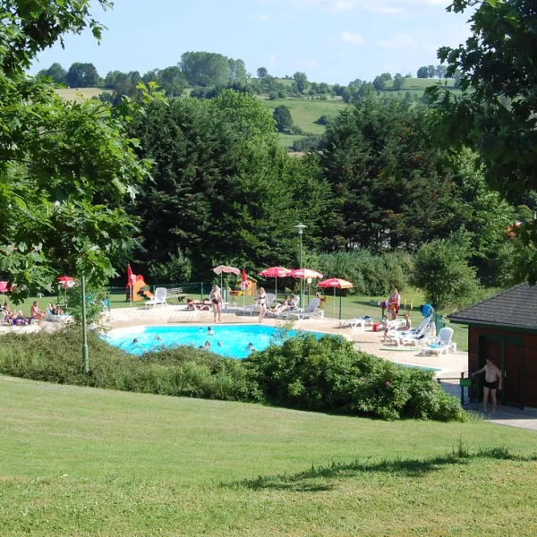 camping-les-aurandeix-tauves-ybzp9