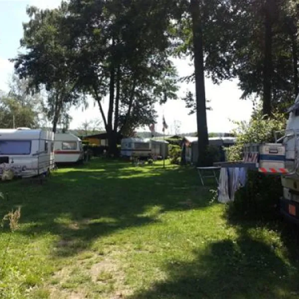camping-breitehorn-berlin-spandau-h2dln