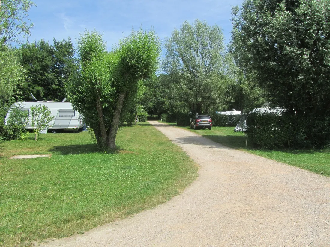 camping-les-ripettes-ain-gv34j