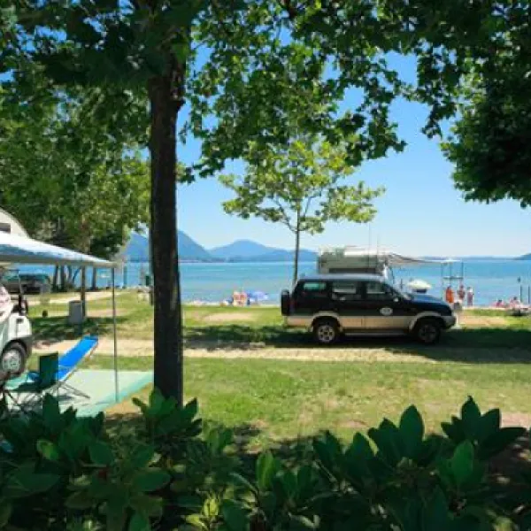 campeggio-orchidea-feriolo-baveno-rw3rp