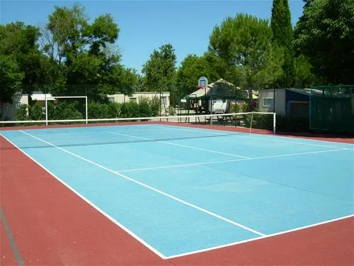 camping-les-amandiers-gallargues-le-montueux-auyzw